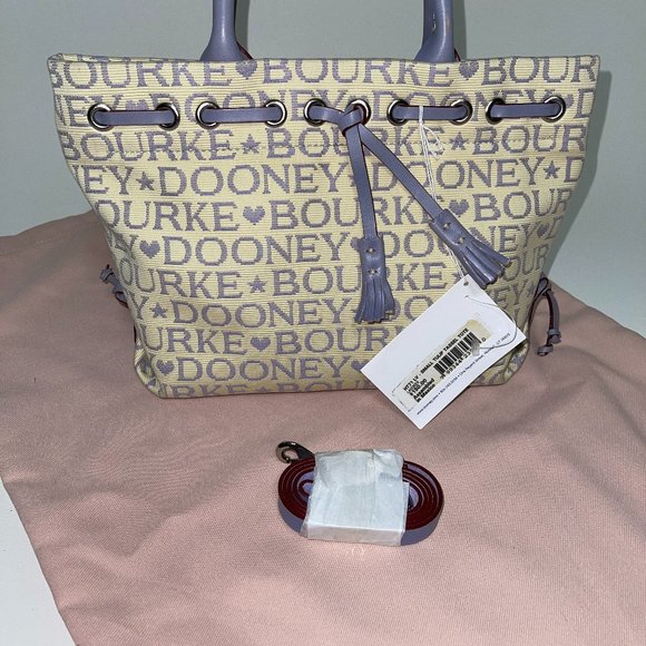 Dooney & Bourke Handbags - DOONEY & BOURKE (NEW!) bag
